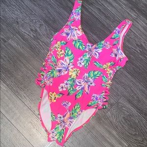 One piece bathing suit